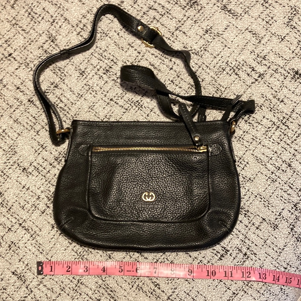 Black Gerry Webber cross body leather purse.